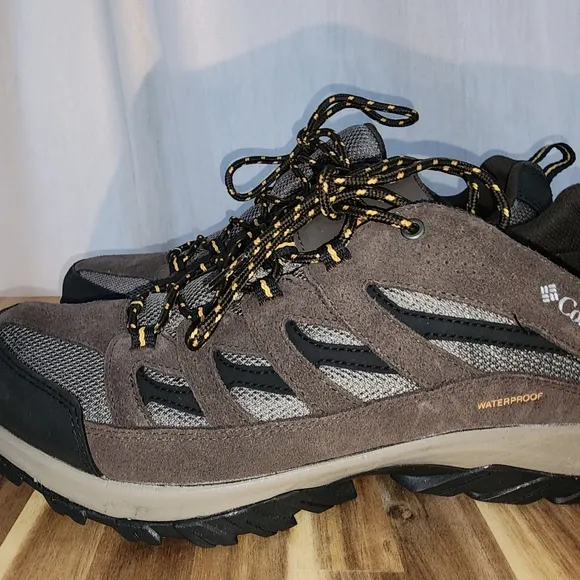 New Columbia Cestwood Waterproof Wide Hiking Shoes Mens 13
