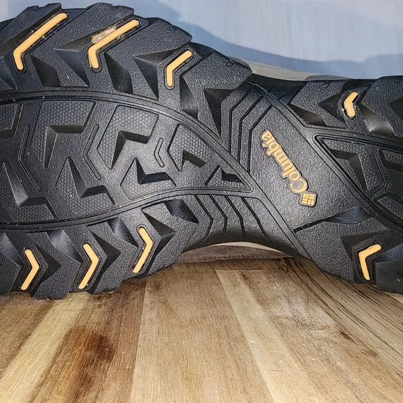 New Columbia Cestwood Waterproof Wide Hiking Shoes Mens 13