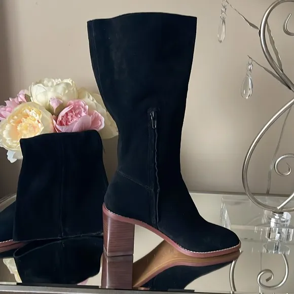 NEW Crown Vintage Ravvi Black Suede Boots