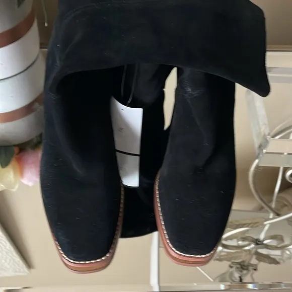 NEW Crown Vintage Ravvi Black Suede Boots