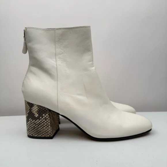 NEW Dolce Vita Women’s Vidal Ankle Block Heel Bootie Leather Boots White Size 11