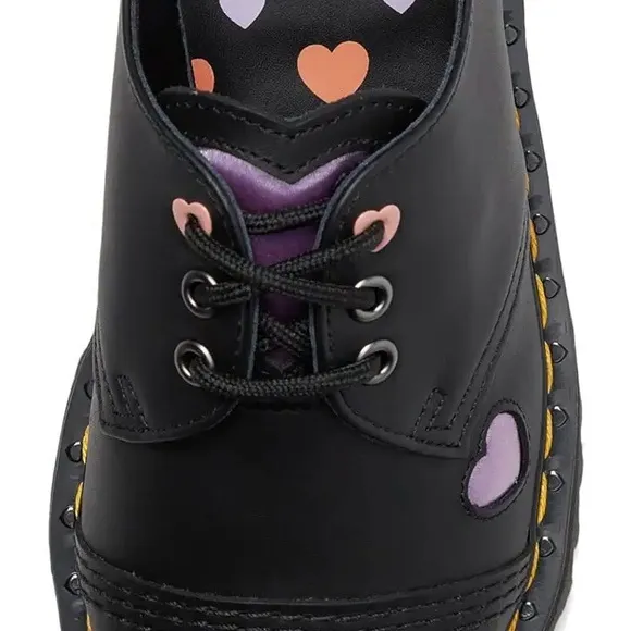 NEW Dr. Martens 1461 Quad Heart Leather Platform Lace-Up Shoes Women’s Sz 7