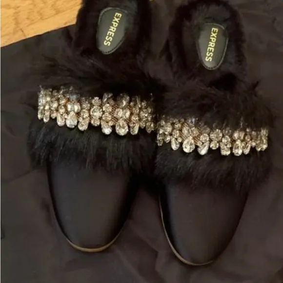 New Express Satin Faux Fur CrystalEmbellished Mules - Size L(9/10)