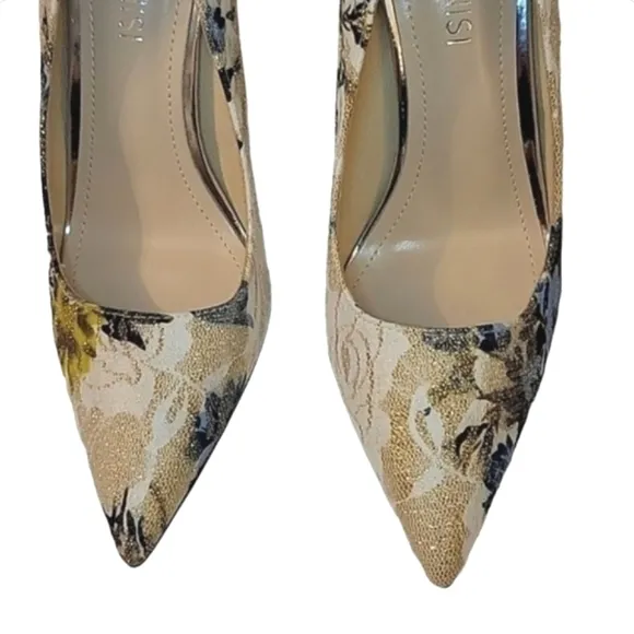 NEW Floral Embroidered Stiletto Heels with Glitter Lace