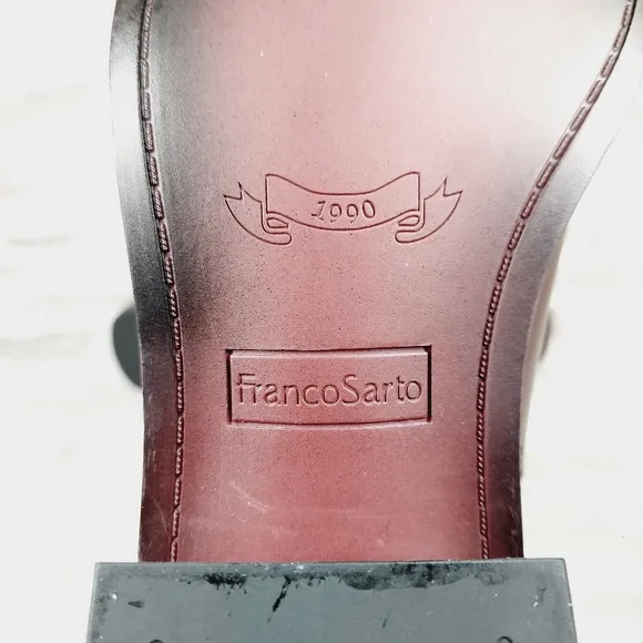 New Franco Sarto Gracelyn Brown  Side Zipper Block Heel Ankle Boots K89