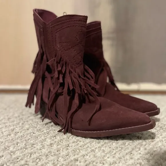 New FREE PEOPLE Womens Lawless Fringe Western‎ Boot fig maroon Size 7.5/37.5