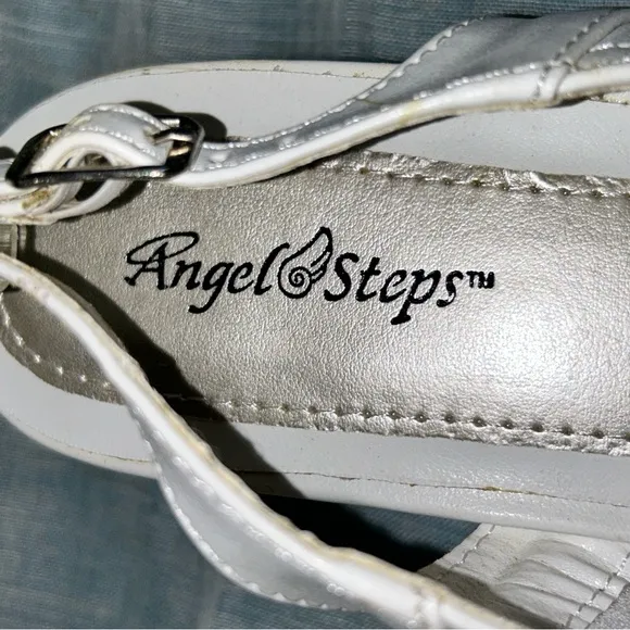 New In Box Angel Steps Slingback Heels size 11M