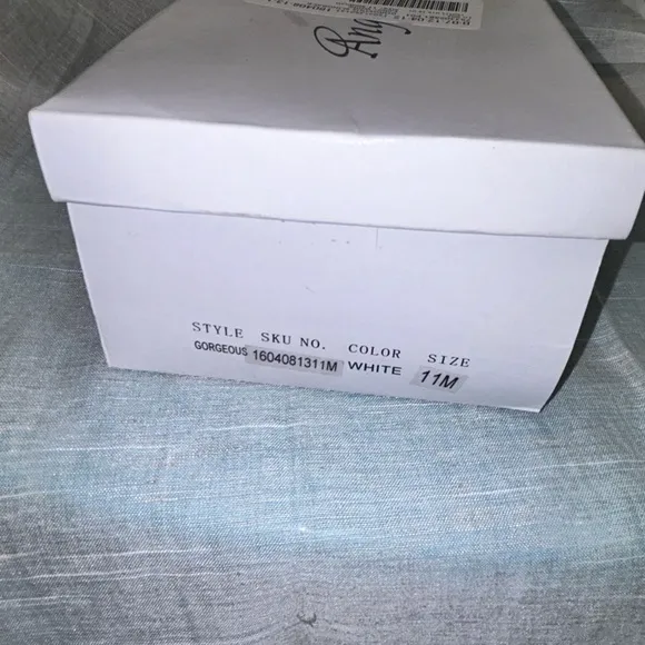 New In Box Angel Steps Slingback Heels size 11M