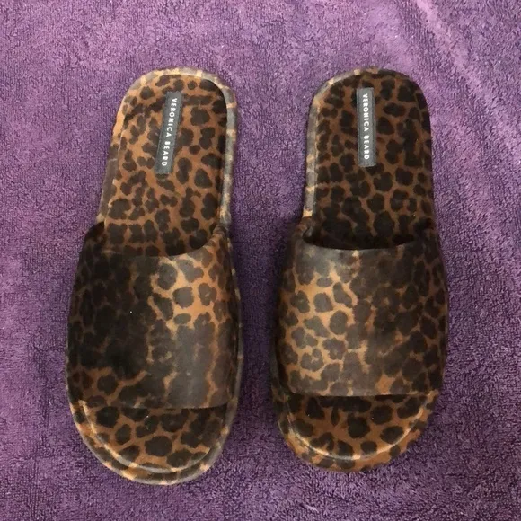 NEW IN BOX NIB Veronica Beard Gillian Slipper Sandals Size 10 Brown Leopard