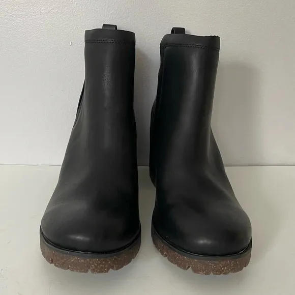 NEW Korks Elsie Ankle Booties Boots Womens 10M Black Heeled