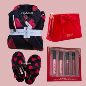 New M/L VS PLUSH RED &amp; BLACK HEARTS ROBE &amp; Medium SLIPPERS bundle
