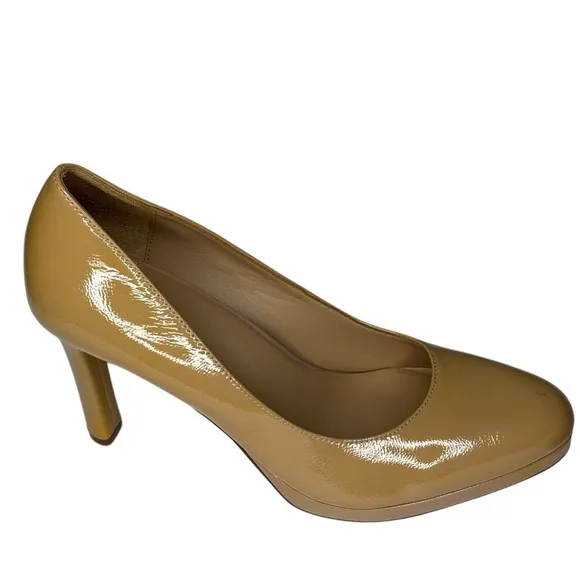 New Naturalizer Teresa Beige Comfort Chunky 3.5” Heel Size 8.5 Patent Leather
