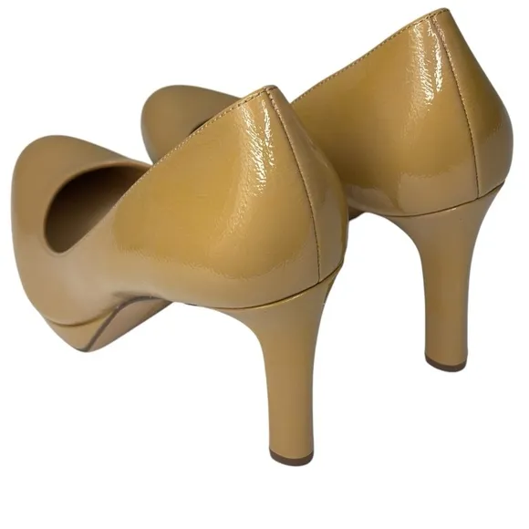 New Naturalizer Teresa Beige Comfort Chunky 3.5” Heel Size 8.5 Patent Leather