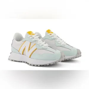 New New Balance 327 Sneakers in Mint and Orange Women’s Size 7.5