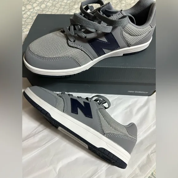 New New Balance YOUTH All Coasts 425 V1 Sneakers.Fit 4.5 Youth or 6.5/7 Women 👟