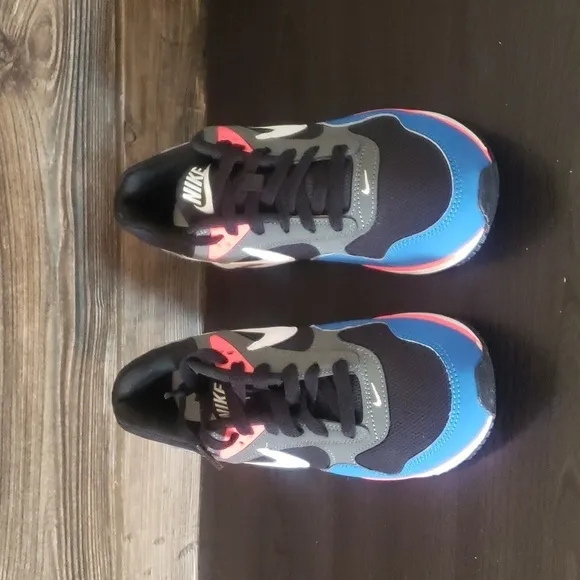New Nike Air Max Correlate Black Blue Sneakers Casual Women's 6.5 Everyday Shoes
