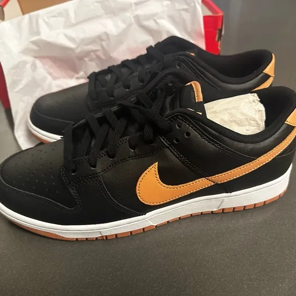 New Nike Dunk Low Retro Men's Black and Tan Sneakers.