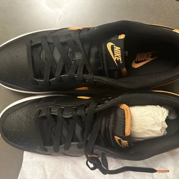 New Nike Dunk Low Retro Men's Black and Tan Sneakers.