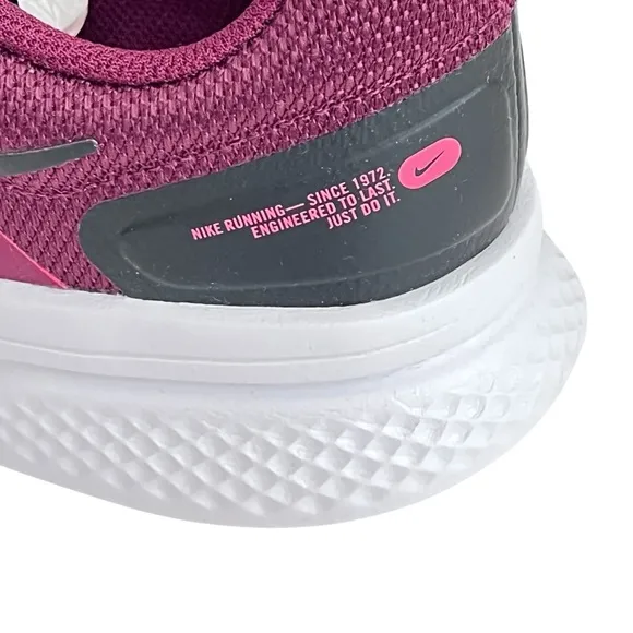 New Nike Run Swift 2 Dark Beetroot Trainer Shoes Size 8.5 Women’s Sneakers