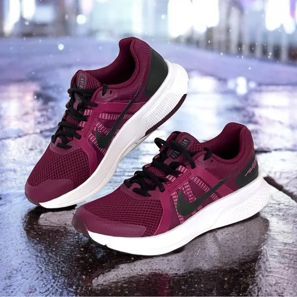 New Nike Run Swift 2 Dark Beetroot Trainer Shoes Size 8.5 Women’s Sneakers