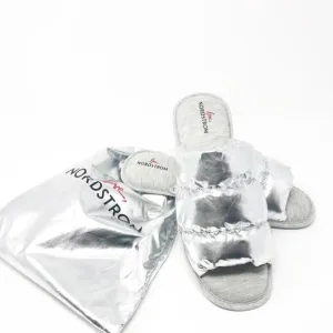 NEW Nordstrom Limited Edition Puffy Metallic Slide Slippers Silver Size XL 11-12