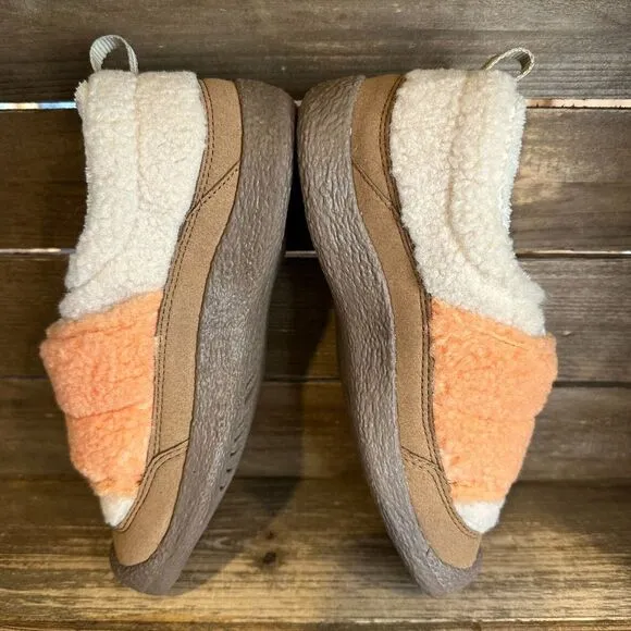 New NWOB Big Kids Keen Howser‎ Wrap Shearling Outdoor Shoes Sneakers Size 3 Y
