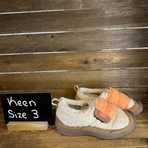 New NWOB Big Kids Keen Howser‎ Wrap Shearling Outdoor Shoes Sneakers Size 3 Y