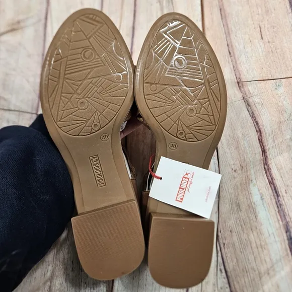 NEW Pikolinos | Melilla Brown Die Cut Leather Sandals