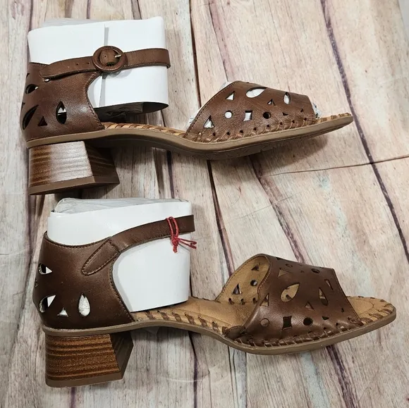 NEW Pikolinos | Melilla Brown Die Cut Leather Sandals