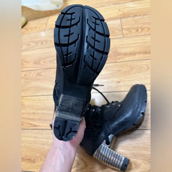 NEW ROCK Leather boots,size 40 , pre-owned