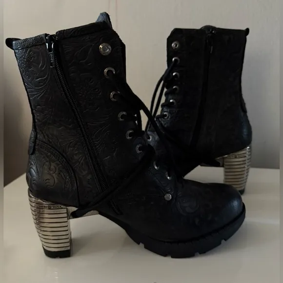 NEW ROCK Leather boots,size 40 , pre-owned