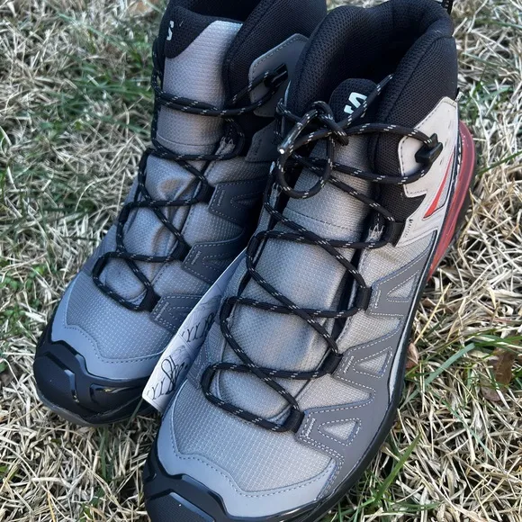 NEW Salomon Ultra 360 Mid Boots size 11.5 Mens Waterproof  Grey