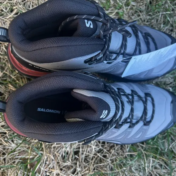 NEW Salomon Ultra 360 Mid Boots size 11.5 Mens Waterproof  Grey