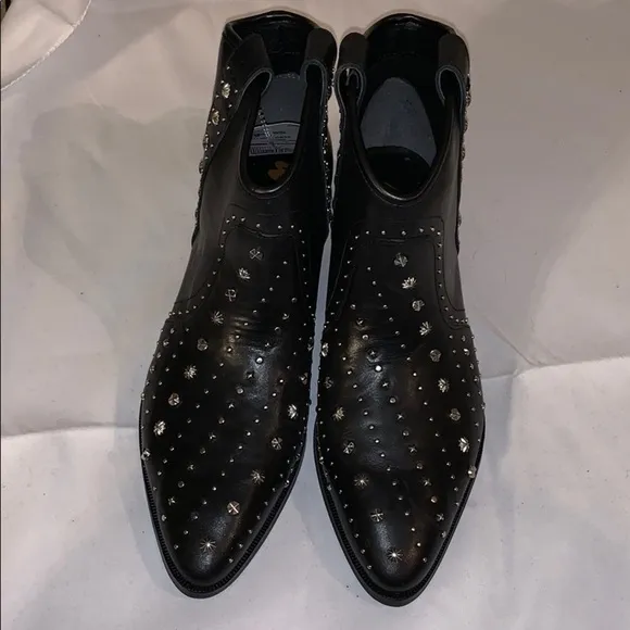 New Sam Edelman studded ankle boots size-8