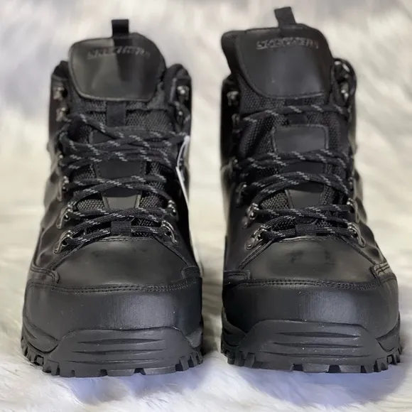 New SKECHERS Relaxed Fit Resment Traven boots