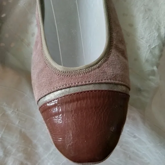 New Sz 9.5 women Sz 9.5 luxury class act sophisticated flat shoes