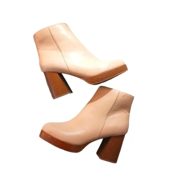 NEW True Craft Tan Platform Ankle Boots Women's size 11