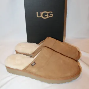 NEW UGG MEN'S LEISURE SUEDE SHEARLING LINED‎ CHESTNUT SLIPPERS