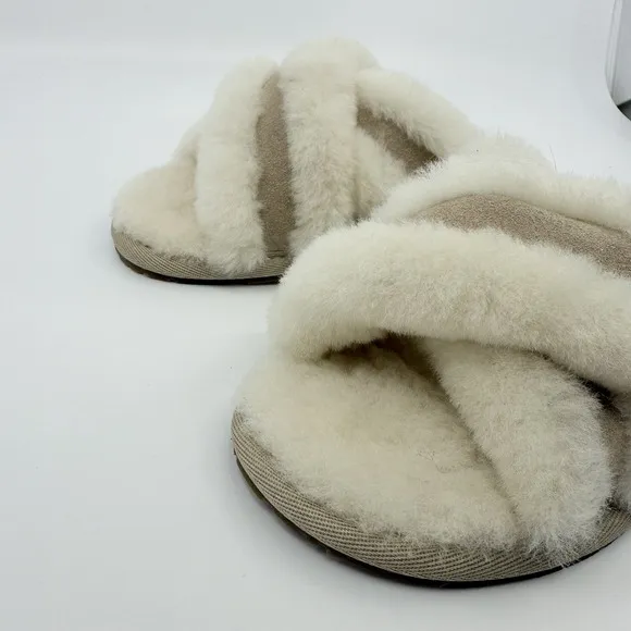 NEW Ugg Scuffita Slippers Women 6 Sheepskin Cross-Straps Slide Femme
