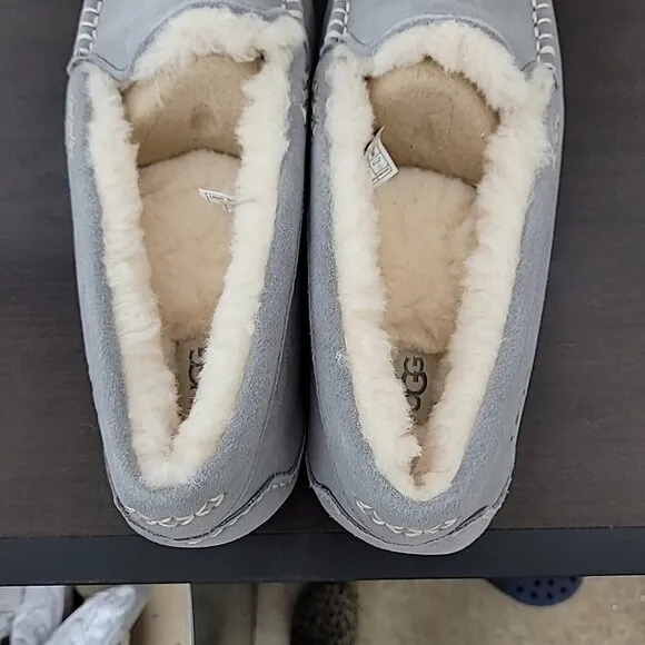 NEW Ugg Suede Fur slippers women 12 Ansley Slipper, Light Grey