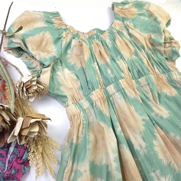 New Ulla Johnson Gorgeous. Green and Cream Luxury Brand Dress w/ Pockets…