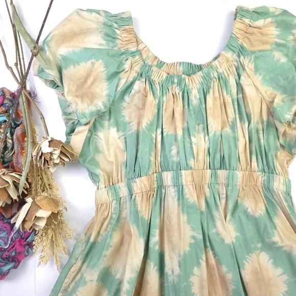 New Ulla Johnson Gorgeous. Green and Cream Luxury Brand Dress w/ Pockets…