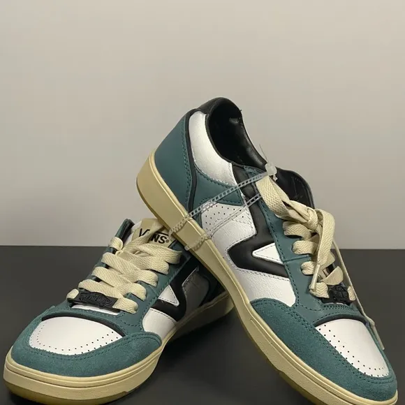New Vans Men's Lowland Sneakers size 7.5