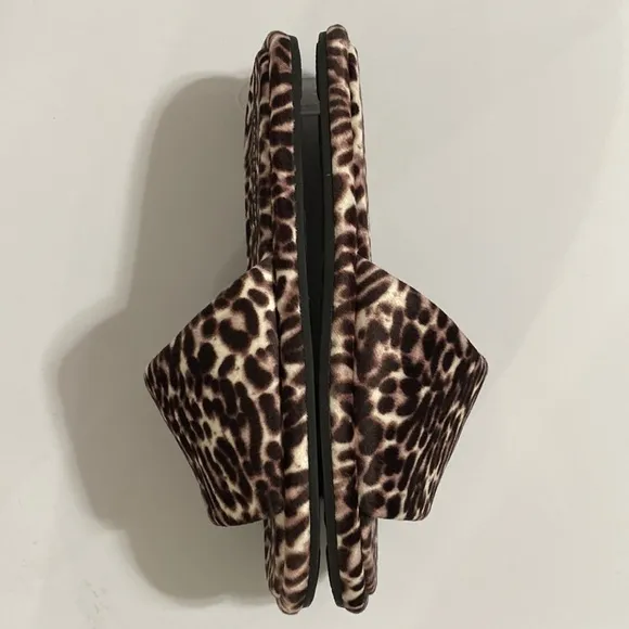 New Veronica Beard Gillian animal print slide slippers size 5