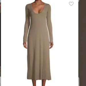 NEW WITH TAGS James Perse Scoopneck Dress size 3 large