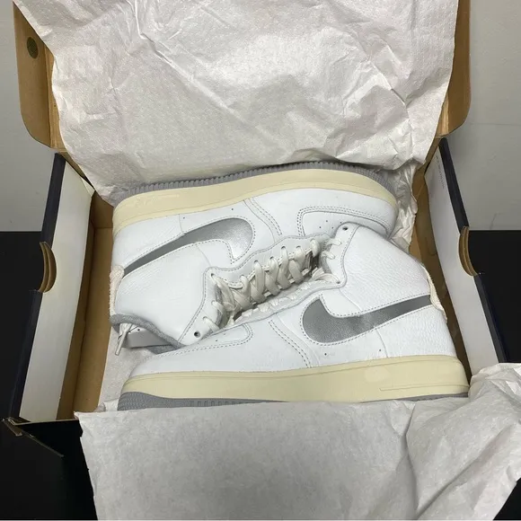 NEW Women's Nike AF1 Sculpt Summit White Sneakers Size 8