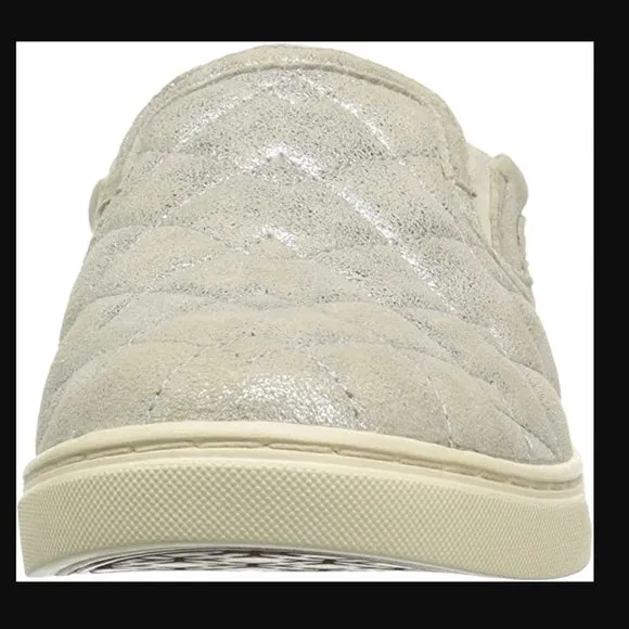 NEW  Womens Ugg Fierce Deco Quilt Silver Leather Casual Slip On Shoes - size 9.5