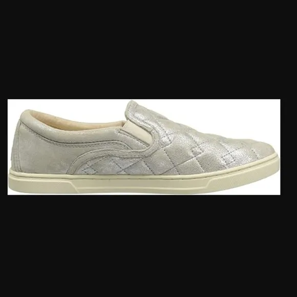 NEW  Womens Ugg Fierce Deco Quilt Silver Leather Casual Slip On Shoes - size 9.5
