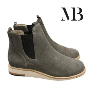NEW Matt Bernson Infinity Gray Suede Leather Chelsea Ankle Boots Booties 6.5