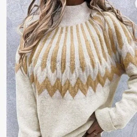 NEW Patterned Black Warm Pullover Sweater